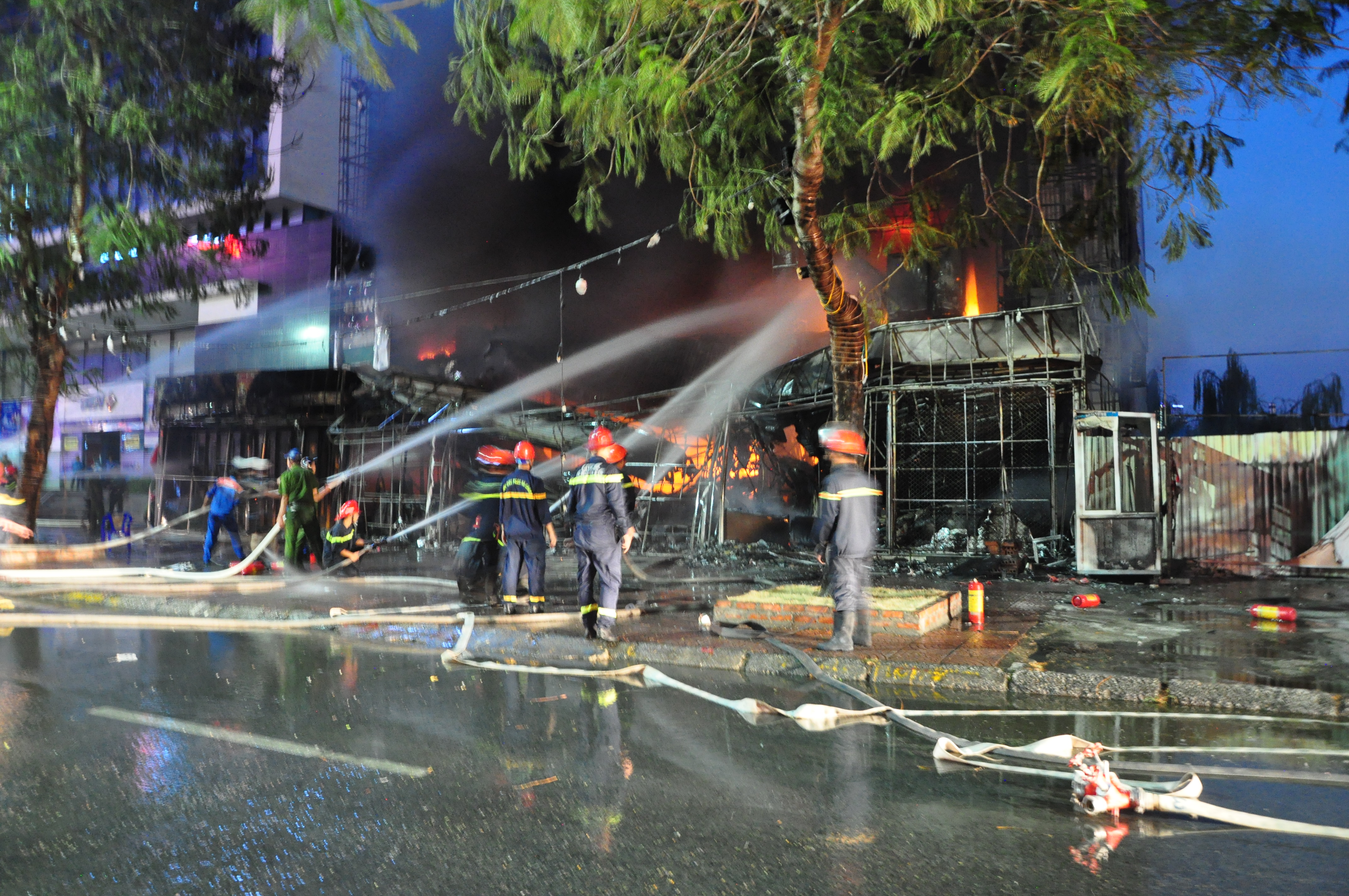 Kiểm tra công tác PCCC để giảm thiểu nguy cơ cháy, nổ mùa nắng nóng